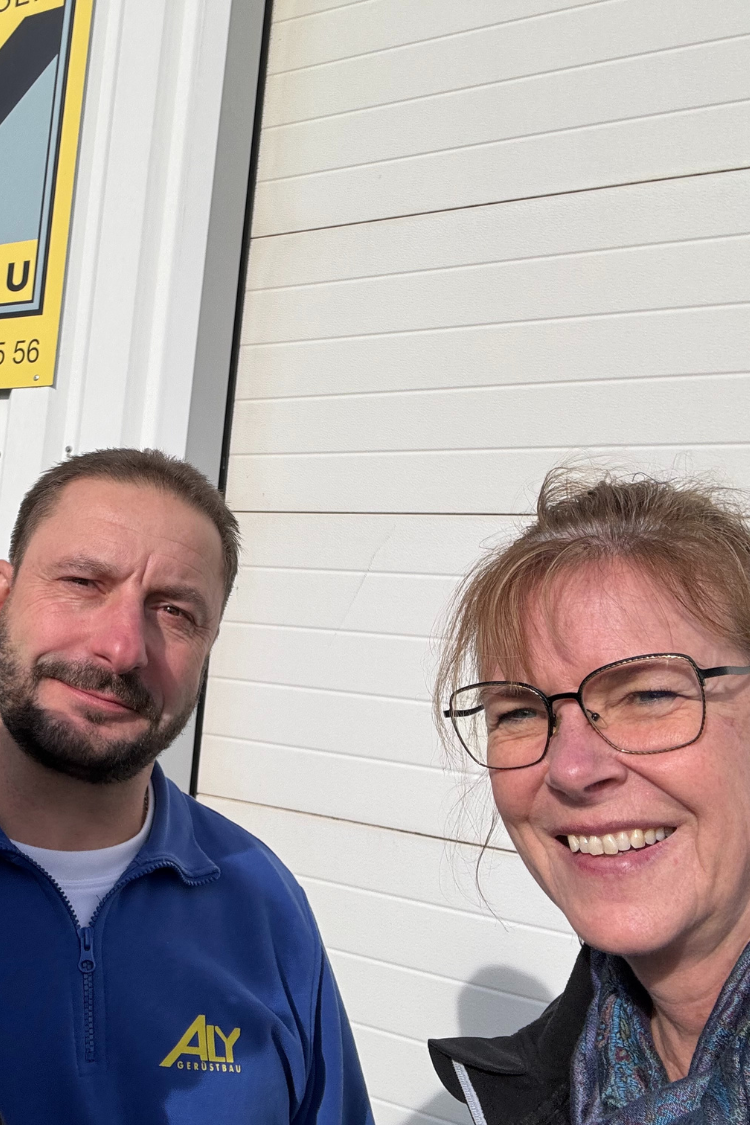 geruestbau-cyffka-mitarbeiter-lkw-geruestbau